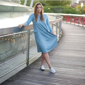 V-neck jumper dress